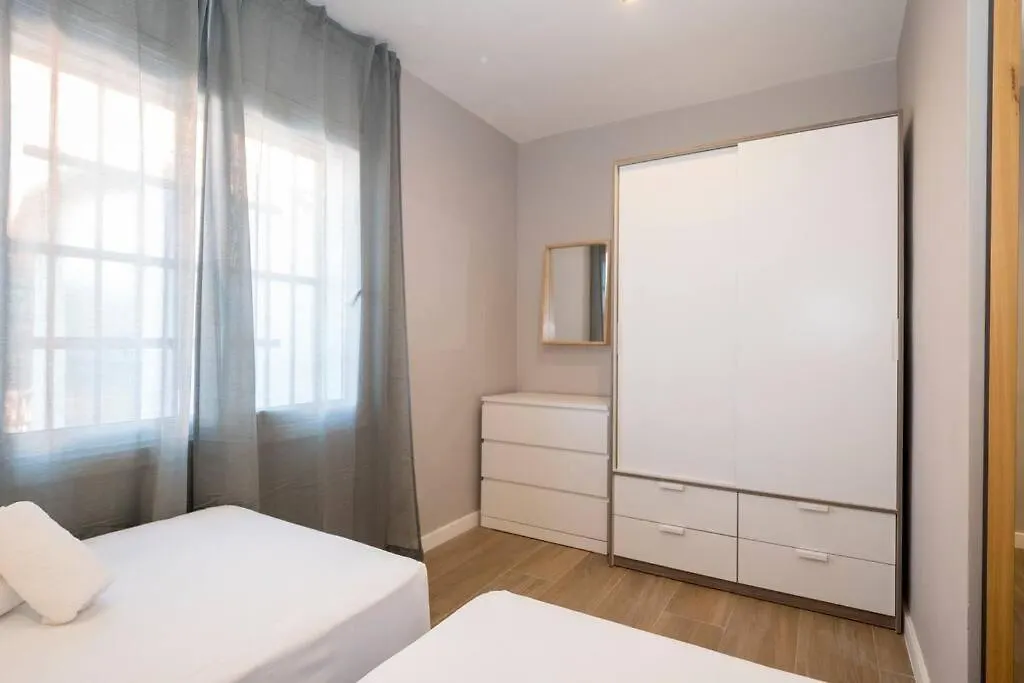Bebarceloner Sant Andreu Apartments - 3 Bedrooms With Terrace Spanien