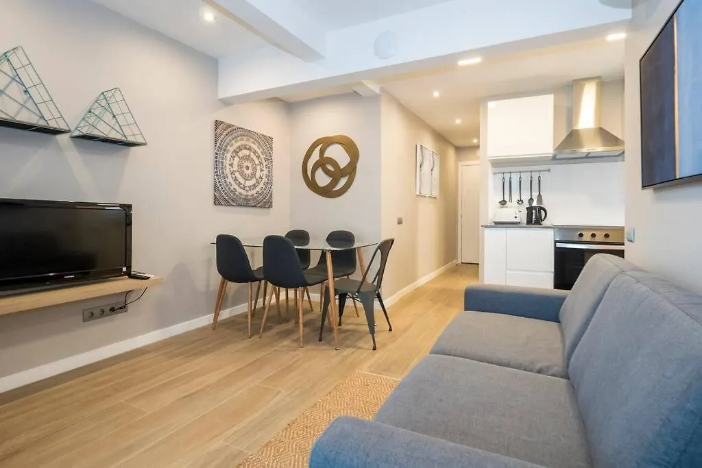 Bebarceloner Sant Andreu Apartments - 3 Bedrooms With Terrace